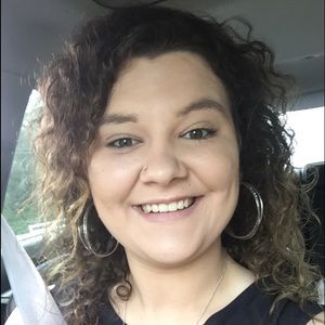 Meet your Posher, Whitney